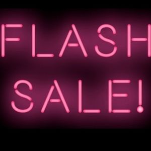 FLASH SALE ✌